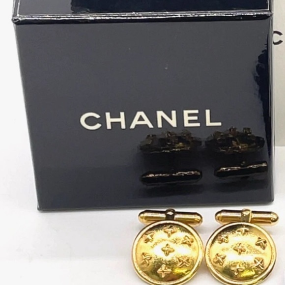 Chanel Cuff Links - Picture 1 of 6